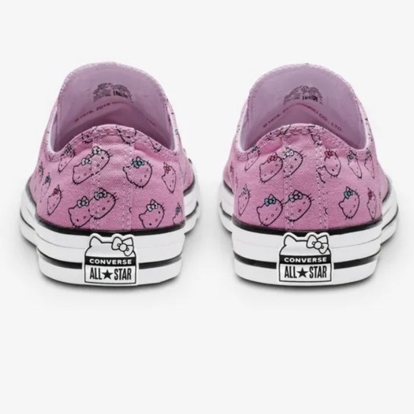NWOB CONVERSE X HELLO KITTY WOMEN SIZE 10.5 - Picture 7 of 7